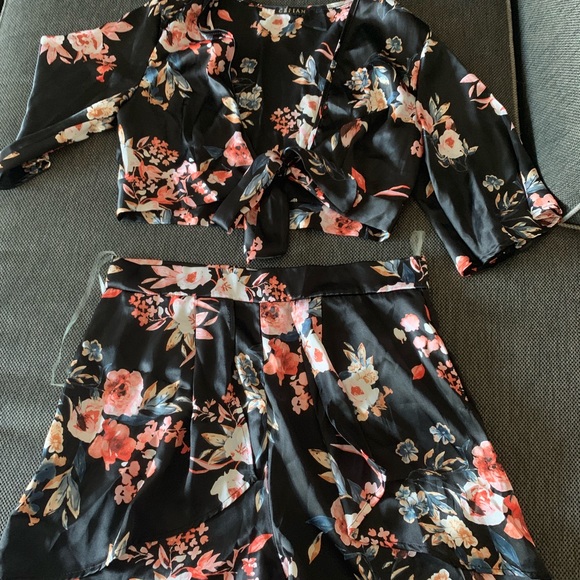 Tops - 2 piece short set